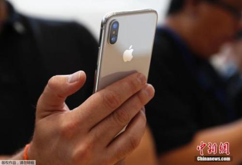 日華媒：愛手機多于愛孩子？家長應(yīng)設(shè)親子時間